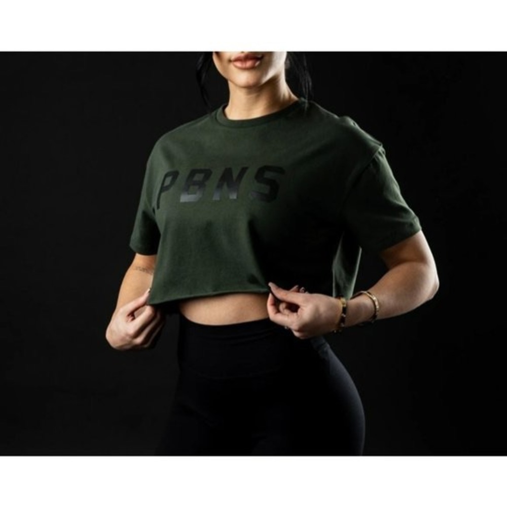 Set of TWO Alphalete PBNS crops size large